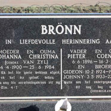 BRÖNN Pieter Coenraad 1896-1933 &amp; Johanna Christina VAN ZYL 1900-1984 :: BRÖNN Gideon 1924-1925 :: BRÖNN Johnny 1933-1955