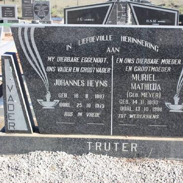 TRUTER Johannes Heyns 1887-1975 &amp; Muriel Mathilda MEYER 1890-1981