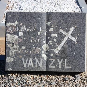 ZYL Adriaan L., van 1900-1975