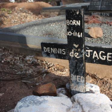 JAGER Dennis, de 1941-1977