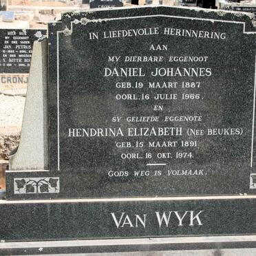 WYK Daniel Johannes, van 1887-1966 &amp; Hendrina Elizabeth BEUKES 1891-1974