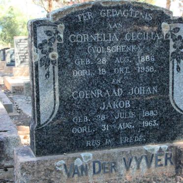 VYVER Coenraad Johan Jakob, van der 1883-1963 &amp; Cornelia Cecilia VOLSCHENK 1886-1958