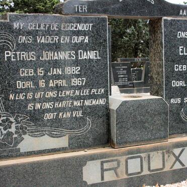ROUX Petrus Johannes Daniel 1882-1967 &amp; Ella S.S. 1883-1970