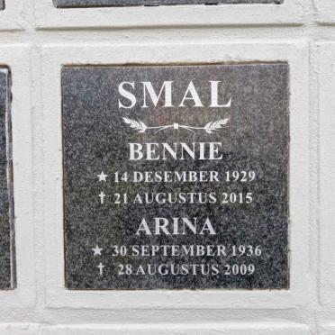 SMAL Bennie 1929-2015 & Arina 1936-2009