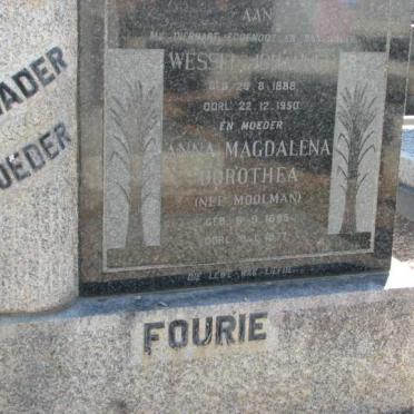 FOURIE Wessel J. 1888-1950 &amp; Anna Magdalena Dorothea MOOLMAN 1895-1977