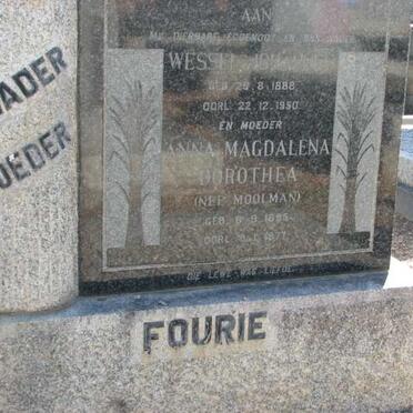 FOURIE Wessel J. 1888-1950 &amp; Anna Magdalena Dorothea MOOLMAN 1895-1977