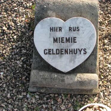 GELDENHUYS Miemie