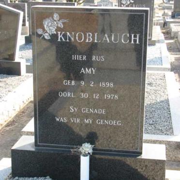 KNOBLAUCH Amy 1898-1978