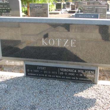 KOTZE Evert 1929-1973 &amp; Veronica VILJOEN 1930-2000
