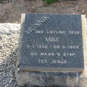 MUNNIK Mike 1952-1969