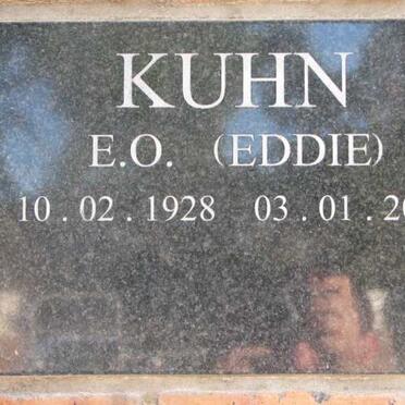 KUHN E.O. 1928-2001
