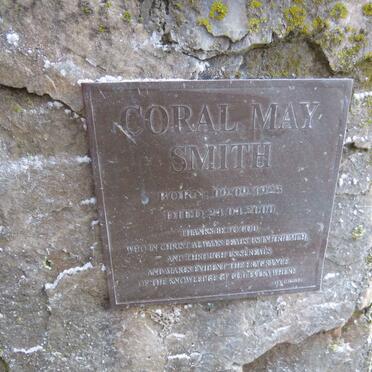 SMITH Coral May 1923-2000