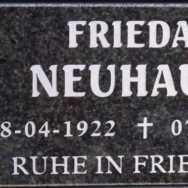 NEUHAUS Frieda 1922-2011