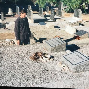 BARNARD Alwyn Petrus 1919-1958 &amp; Sylvia VAN ZYL 1921-1985