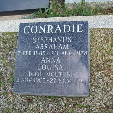 CONRADIE Stephanus Abraham 1885-1978 &amp;  Anna Louisa MOUTON 1905-1994