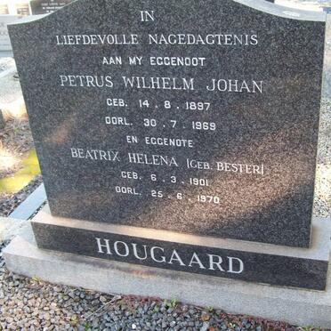 HOUGAARD Petrus Wilhelm Johan 1897-1969 &amp; Beatrix Helena BESTER 1901-1970