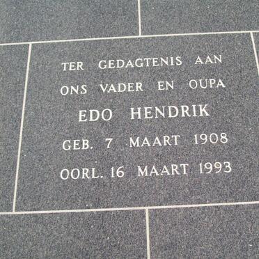 KUIPERS Edo Hendrik 1908-1993 &amp; Betsie VAN RYSWYK 1915-1952_1