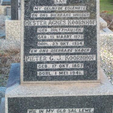 KOORNHOF Pieter C.J. 1867-1941 &amp; Hester Agnes HOLTZHAUSEN 1875-1934