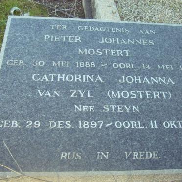 MOSTERT Pieter Johannes 1888-1961 &amp; Cathorina Johanna VAN ZYL previously MOSTERT nee STEYN 1897-1986