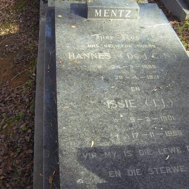 MENTZ J.C.C. 1895-1971 &amp; I.J. 1901-1988