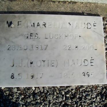 NAUDE J.J. 1917-1995 :: NAUDE M.E. nee LUCKHOFF 1917-2001