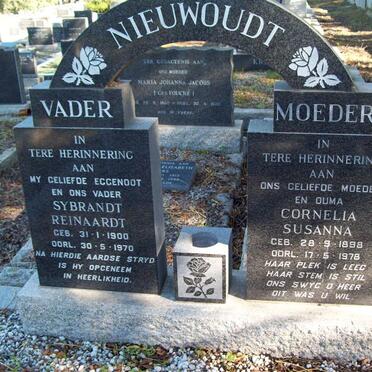 NIEUWOUDT Sybrandt Reinaardt 1900-1970 &amp; Cornelia Ssuanna 1898-1978