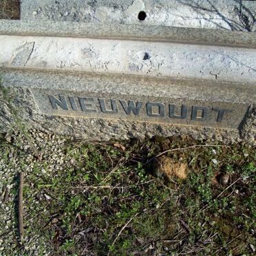 NIEUWOUDT William James Laing 1914-1966_1