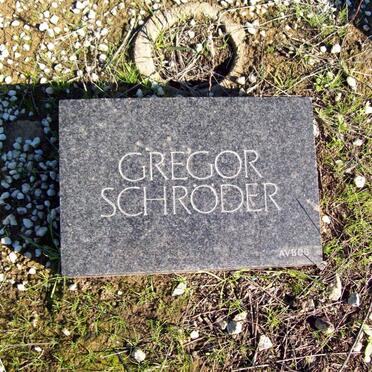 SCHRODER Gregor