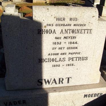 SWART Nicholas Petrus 1892-1956 &amp; Rhoda Antoinette MEYER 1892-1944