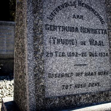 WAAL Gertruida Henrietta, de 1892-1934 :: DE WAAL Lucie Johanna 1896-1990