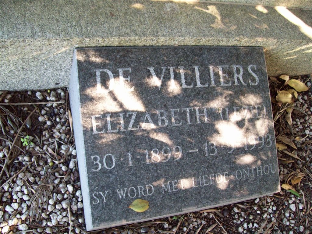 VILLIERS Elizabeth, de 1899-1993