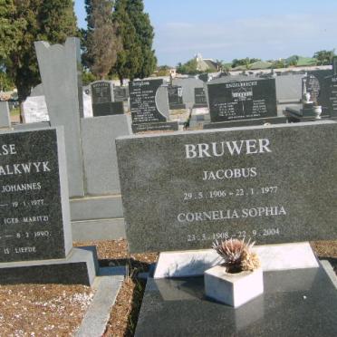 BRUWER Jacobus 1906-1977 &amp; Cornelia Sophia 1908-2004