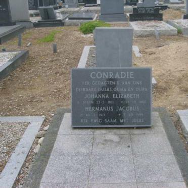 CONRADIE Hermanus Jacobus 1912-19?? &amp; Johanna Elizabeth 1911-