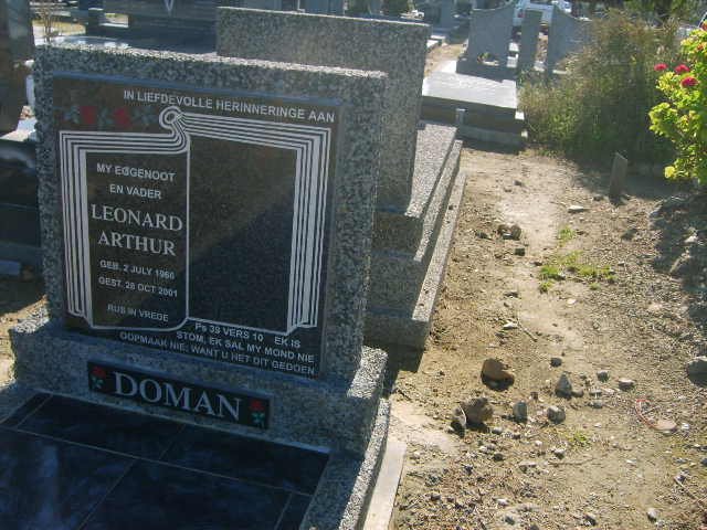 DOMAN Leonard Arthur 1960-2001