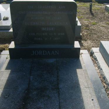 JORDAAN Elizabeth Laurentia nee FOURIE 1898-1987