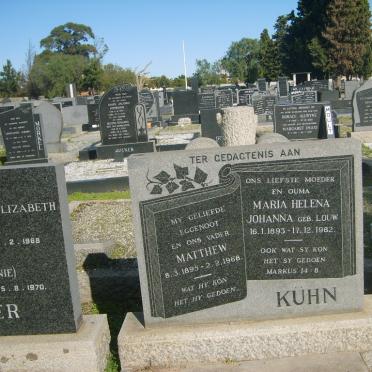 KÜHN Matthew 1895-1968 &amp; Maria Helena Johanna LOUW 1893-1982