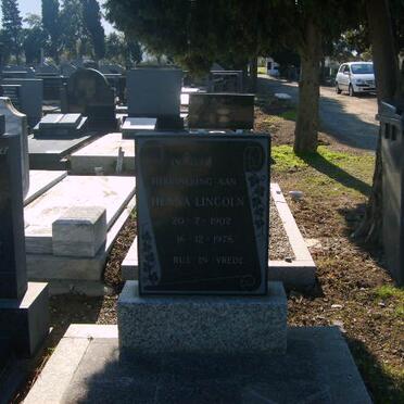 LINCOLN Henna 1902-1978