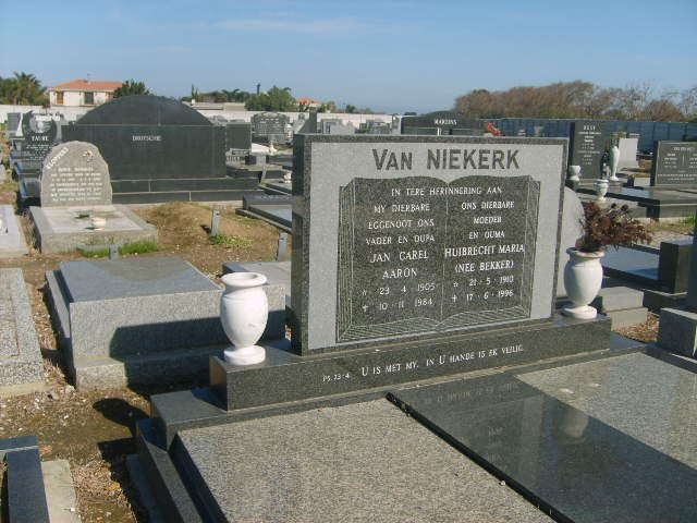 NIEKERK Jan Carel Aaron, van 1905-1984 &amp; Huibrecht Maria BEKKER 1913-1996