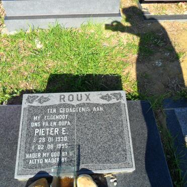ROUX Pieter E. 1930-1995