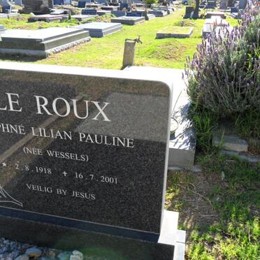 ROUX Daphne Lilian Pauline nee WESSELS, le 1918-2001