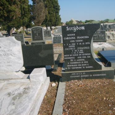 STRYDOM Jacobus Johannes 1911-1988 &amp; Caroline Francina VISSER 1912-1978