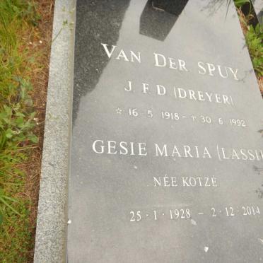 SPUY J.F.D., van der 1918-1992 &amp; Gesie Maria KOTZE 1928-2014