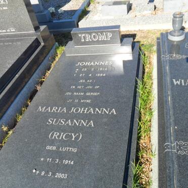 TROMP Johannes 1914-1994 &amp; Maria Johanna Susanna LUTTIG 1914-2003