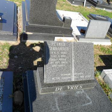 VRIES Petrus Gerhardus, de 1930-1994