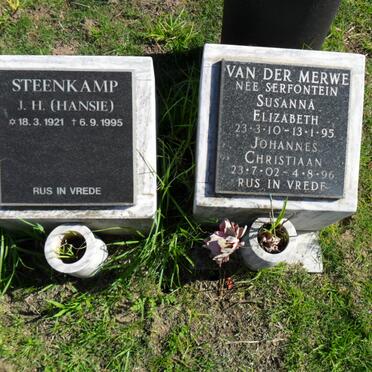 STEENKAMP J.H. 1921-1995 :: VAN DER MERWE Johannes Christiaan 1902-1996 &amp; Susanna Elizabeth SERFONTEIN 1910-1995
