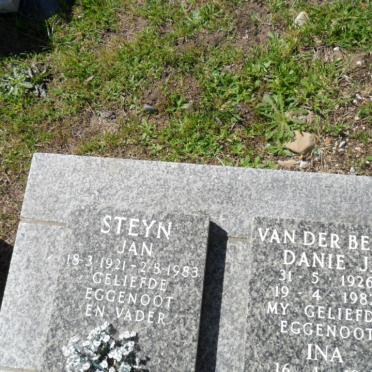 STEYN Jan 1921-1983 :: VAN DER BERG Danie J. 1926-1982
