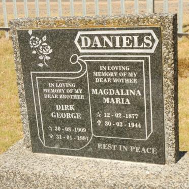 DANIELS Magdalina Maria 1877-1944 :: DANIELS Dirk George 1909-1997