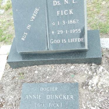 FICK N.L. 1862-1955 :: DUNCKER Annie nee FICK 1897-1982