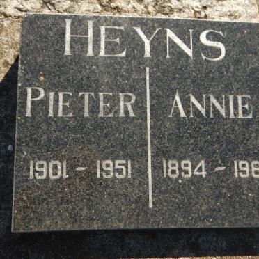 HEYNS Pieter 1901-1951 &amp; Annie 1894-1961