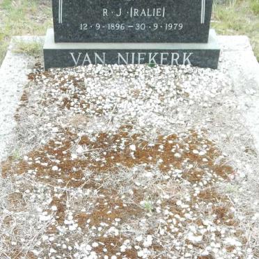 NIEKERK C.J., van 1895-1959 &amp; R.J. 1896-1979